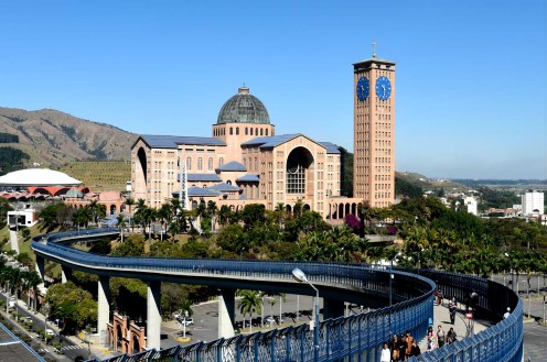 TOUR EM APARECIDA SAINDO DE SÃO PAULO